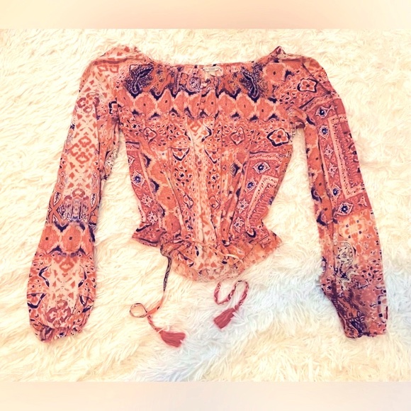 Guess Boho Lightweight Airy Cinch Waist Top. Size XS - Picture 1 of 5